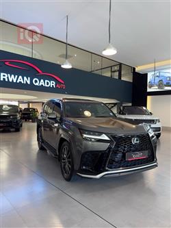Lexus LX